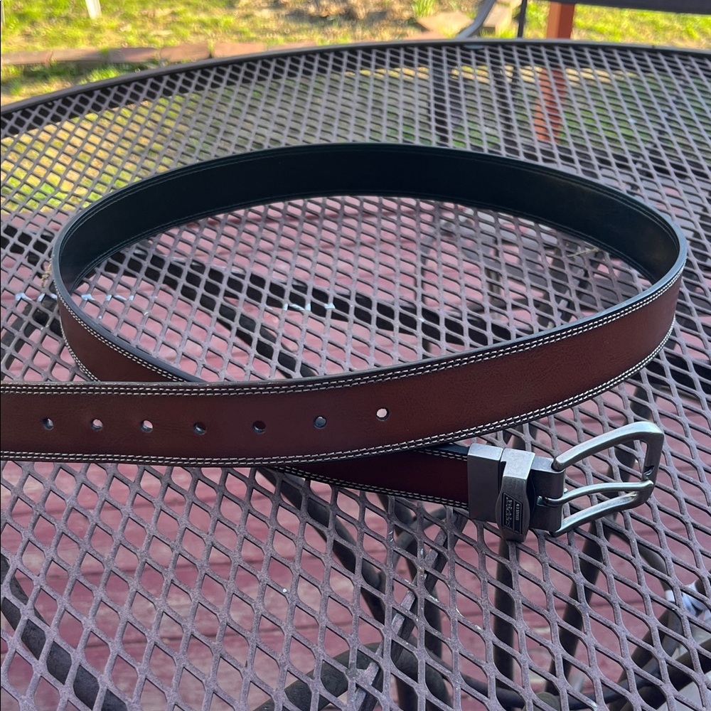 Dickies Men’s Reversible Belt Belt with Silver Buckle Size 46-48